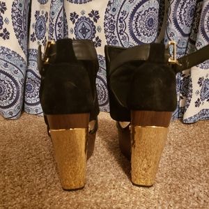 Gianni Bini Shoes - Gianni Bini Wedges Gianni Bini Shoes - Gianni Bini Wedges